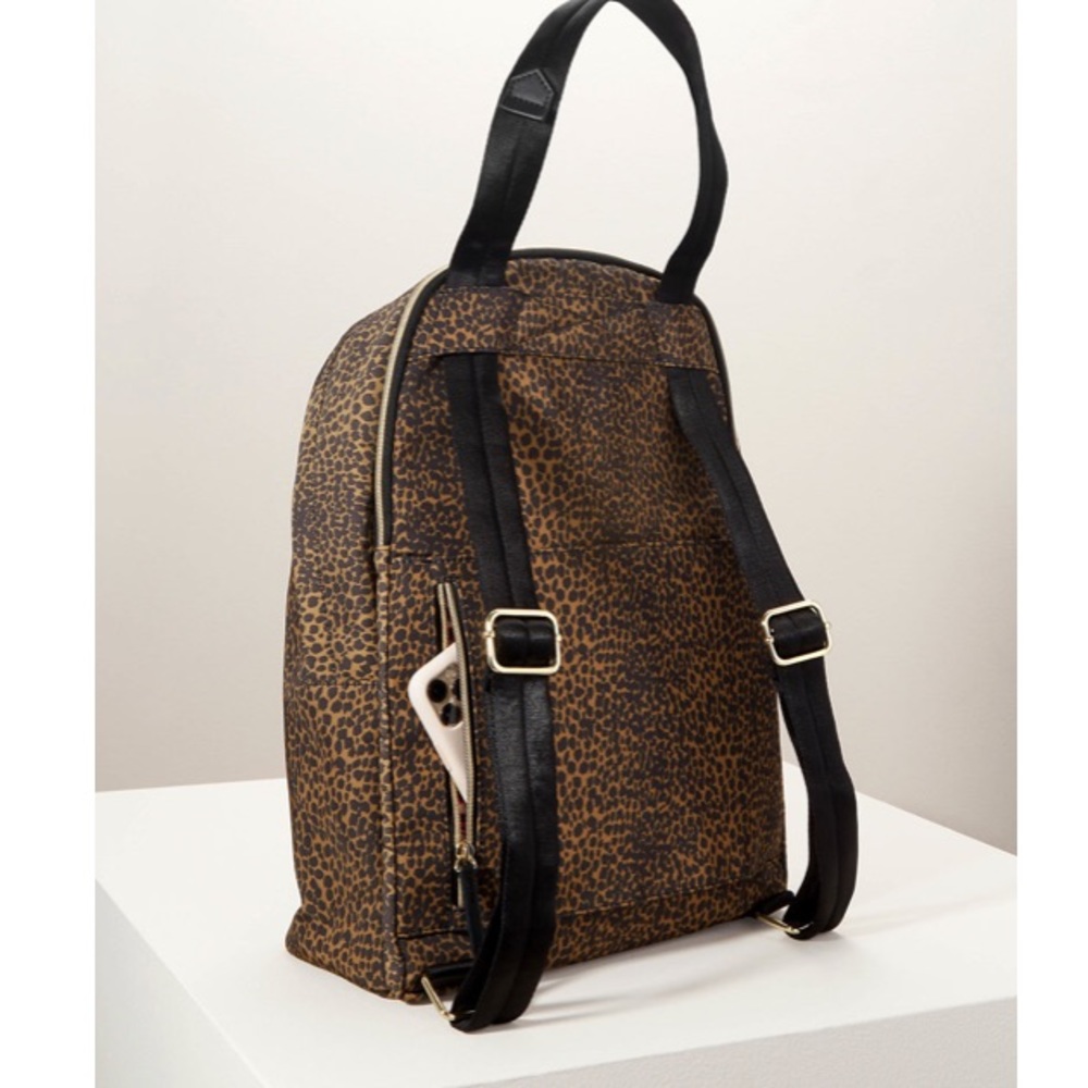 Lady Boss Leopard Backpack VERSATILE - Picture 3 of 11
